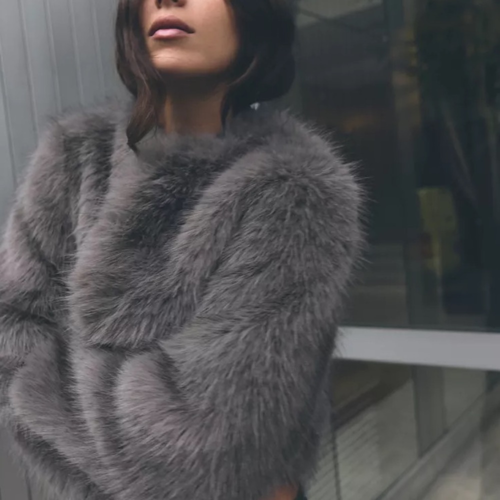 ZARA FAUX FUR SHORT COAT NWT